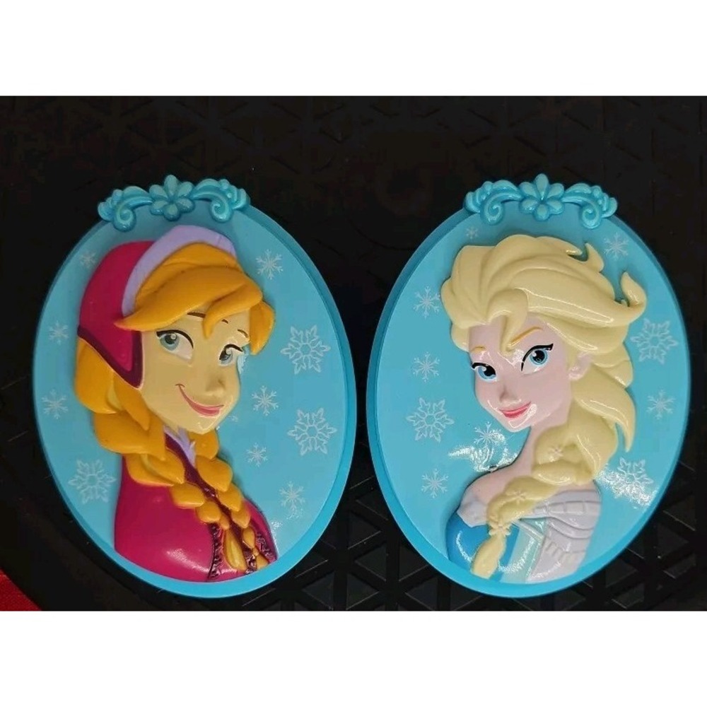 DISNEY BOCA TOWEL CLIPS FROZEN ANNA & ELSA Towel Clip Vacation‎ - Picture 2 of 5
